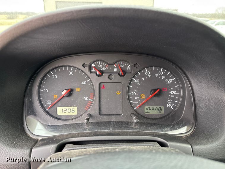 image for item FG0102 2000 Volkswagen Golf 