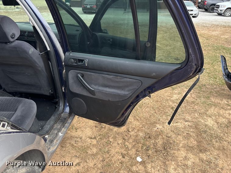 image for item FG0102 2000 Volkswagen Golf 