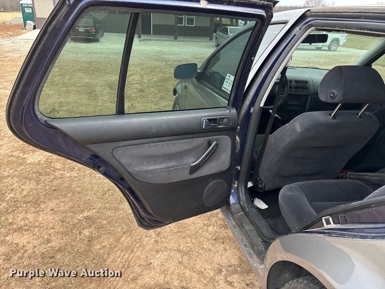 image for item FG0102 2000 Volkswagen Golf 