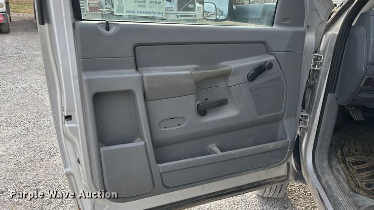 image for item FG0107 2008 Dodge Ram 5500  truck cab and chassis