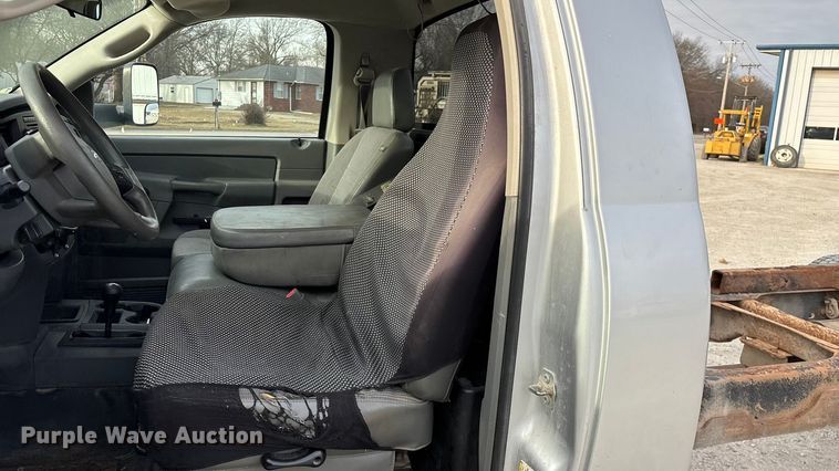 image for item FG0107 2008 Dodge Ram 5500  truck cab and chassis
