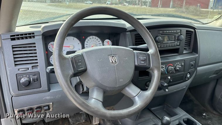 image for item FG0107 2008 Dodge Ram 5500  truck cab and chassis