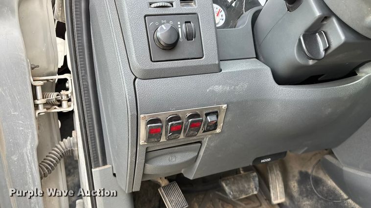 image for item FG0107 2008 Dodge Ram 5500  truck cab and chassis