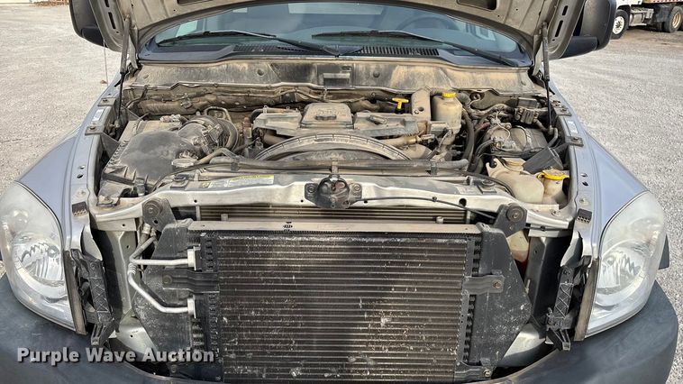 image for item FG0107 2008 Dodge Ram 5500  truck cab and chassis