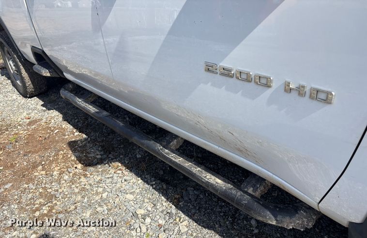 image for item FI0146 2021 Chevrolet Silverado 3500HD Crew Cab pickup truck