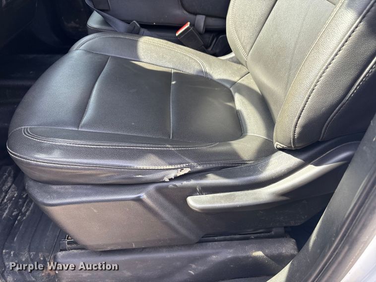 image for item FI0146 2021 Chevrolet Silverado 3500HD Crew Cab pickup truck