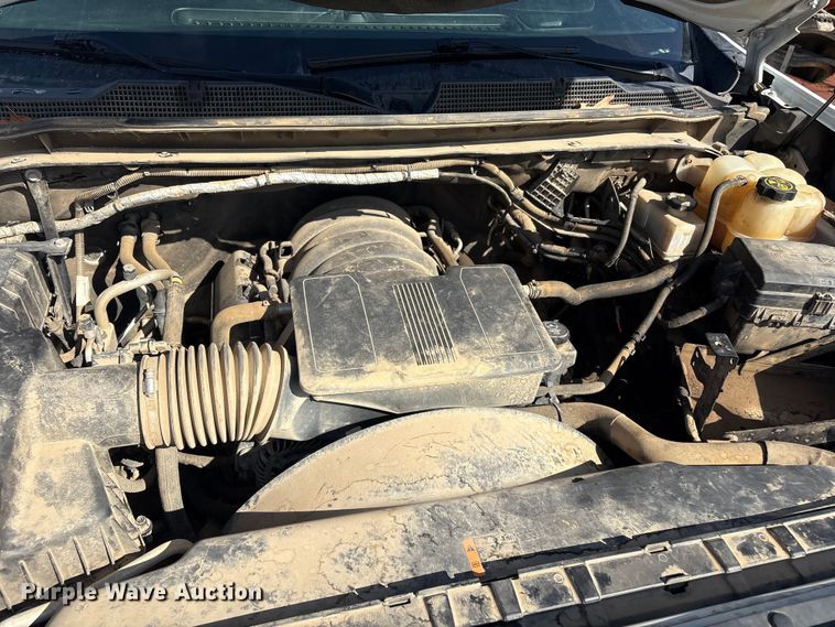 image for item FI0146 2021 Chevrolet Silverado 3500HD Crew Cab pickup truck