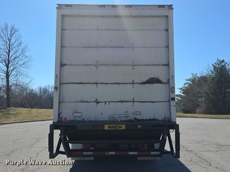 image for item FI0896 2003 Chevy C6500 box truck