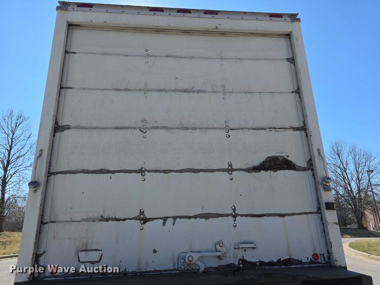 image for item FI0896 2003 Chevy C6500 box truck