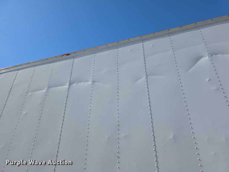 image for item FI0896 2003 Chevy C6500 box truck