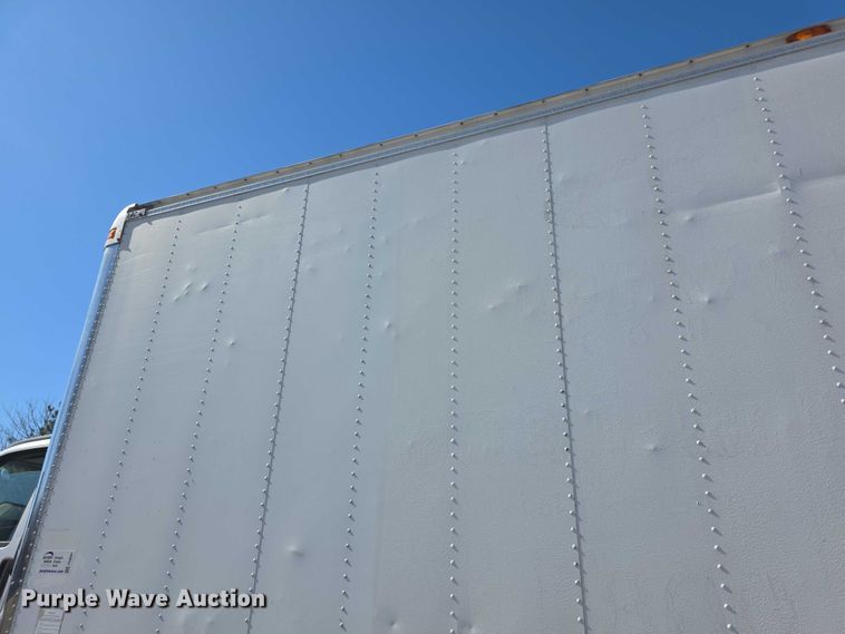 image for item FI0896 2003 Chevy C6500 box truck