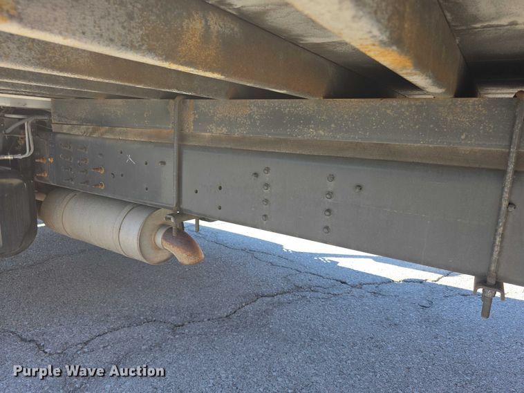 image for item FI0896 2003 Chevy C6500 box truck