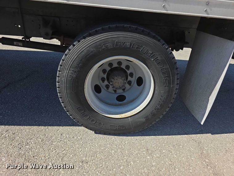 image for item FI0896 2003 Chevy C6500 box truck