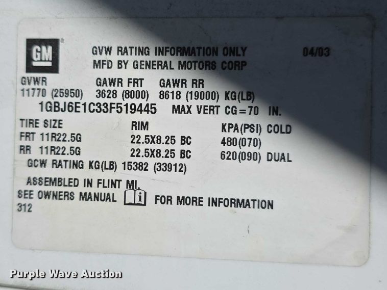 image for item FI0896 2003 Chevy C6500 box truck