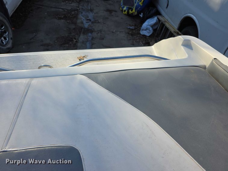 image for item FI0898 1993 Mariah  boat