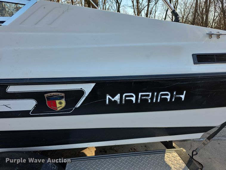 image for item FI0898 1993 Mariah  boat