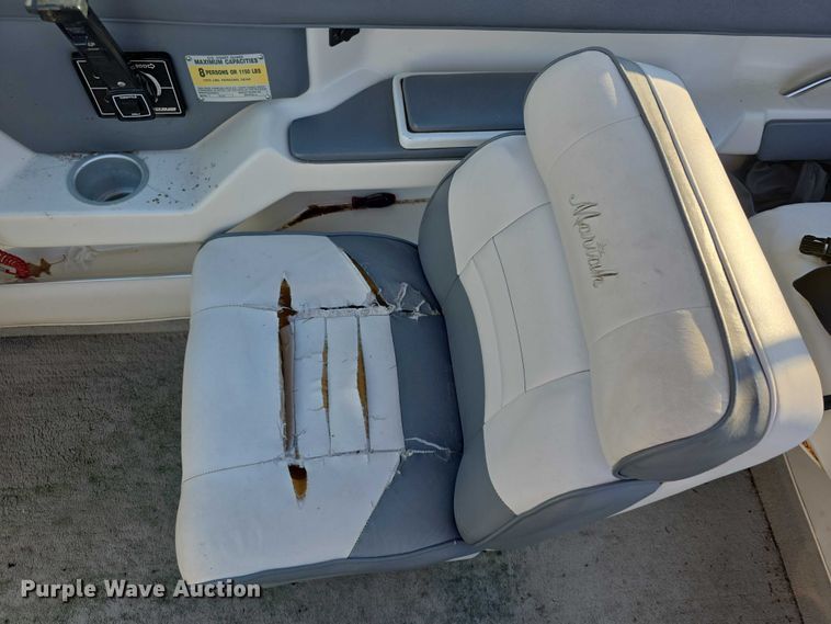 image for item FI0898 1993 Mariah  boat