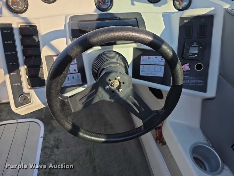 image for item FI0898 1993 Mariah  boat