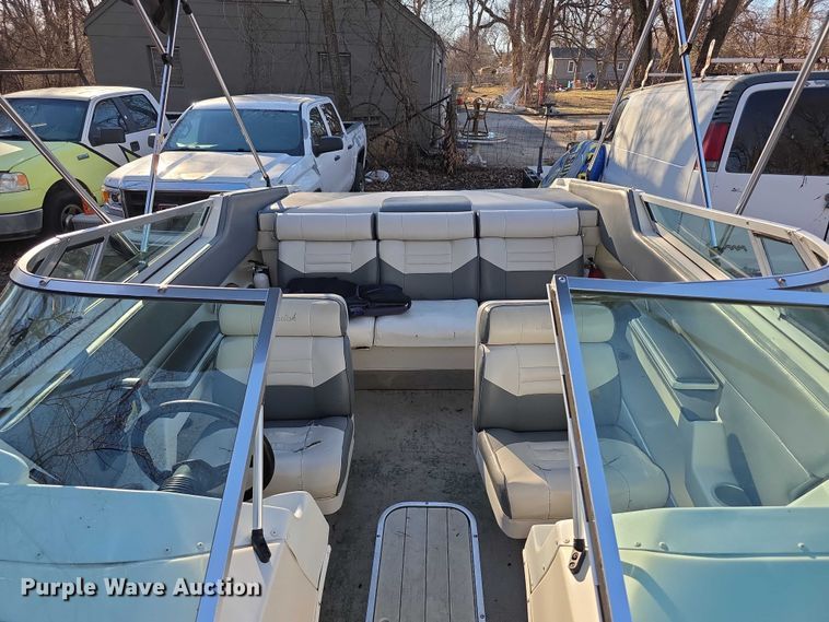 image for item FI0898 1993 Mariah  boat
