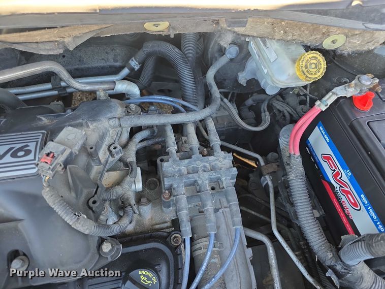 image for item FI0899 2010 Volkswagon Routan SE van