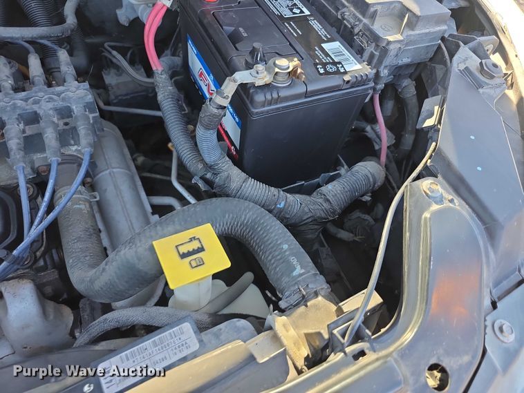 image for item FI0899 2010 Volkswagon Routan SE van