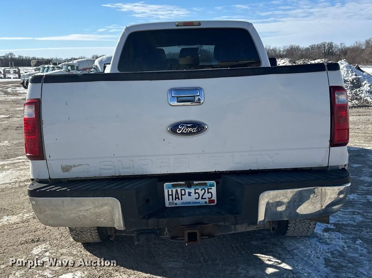 image for item FK0004 2011 Ford F250 Super Duty Crew Cab pickup truck