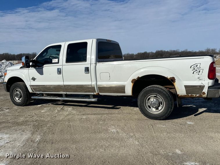 image for item FK0004 2011 Ford F250 Super Duty Crew Cab pickup truck