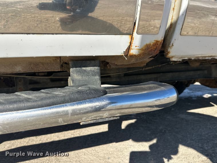 image for item FK0004 2011 Ford F250 Super Duty Crew Cab pickup truck