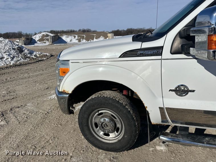 image for item FK0004 2011 Ford F250 Super Duty Crew Cab pickup truck
