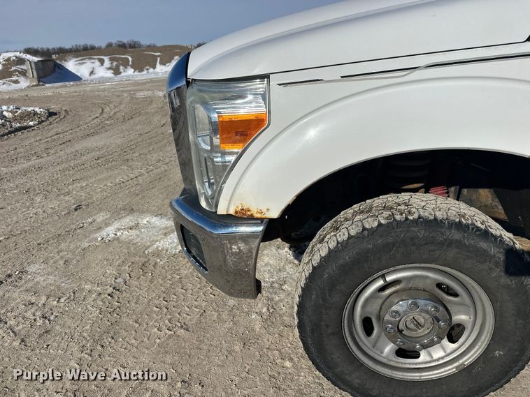 image for item FK0004 2011 Ford F250 Super Duty Crew Cab pickup truck