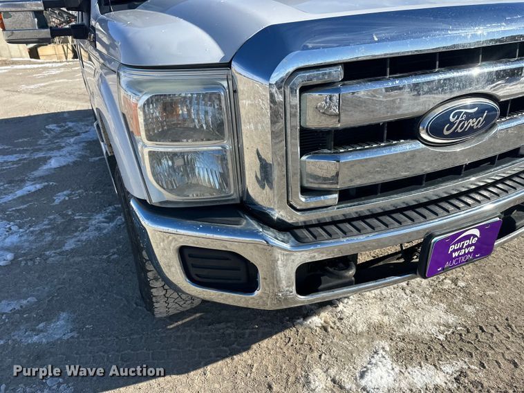 image for item FK0004 2011 Ford F250 Super Duty Crew Cab pickup truck