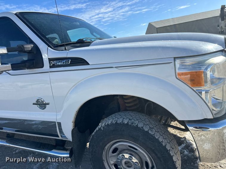 image for item FK0004 2011 Ford F250 Super Duty Crew Cab pickup truck