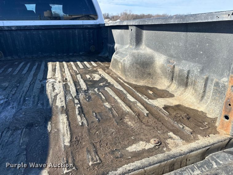 image for item FK0004 2011 Ford F250 Super Duty Crew Cab pickup truck