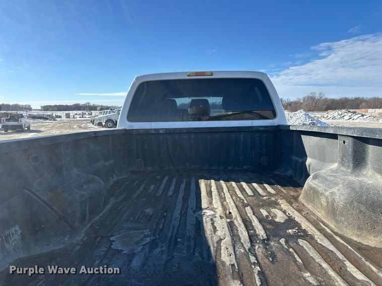 image for item FK0004 2011 Ford F250 Super Duty Crew Cab pickup truck