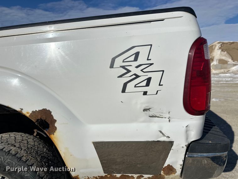 image for item FK0004 2011 Ford F250 Super Duty Crew Cab pickup truck
