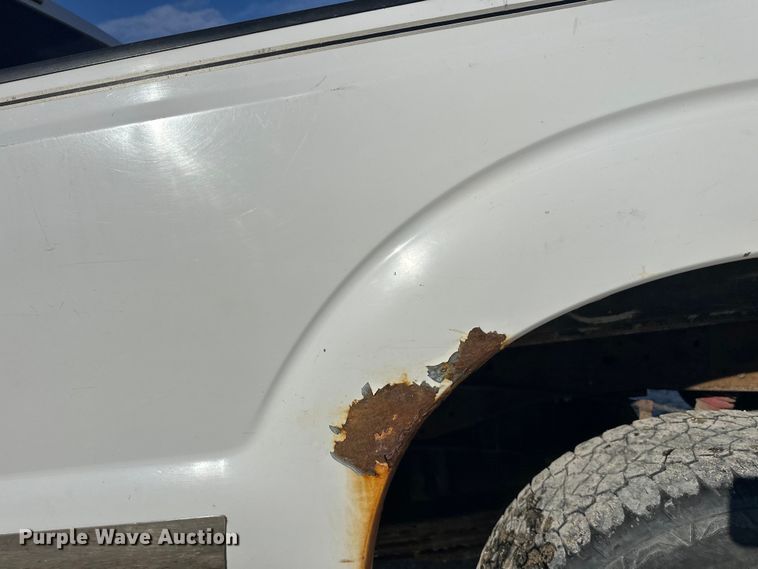 image for item FK0004 2011 Ford F250 Super Duty Crew Cab pickup truck