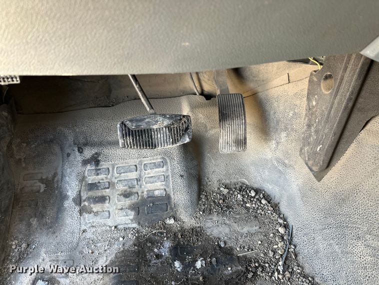 image for item FK0004 2011 Ford F250 Super Duty Crew Cab pickup truck