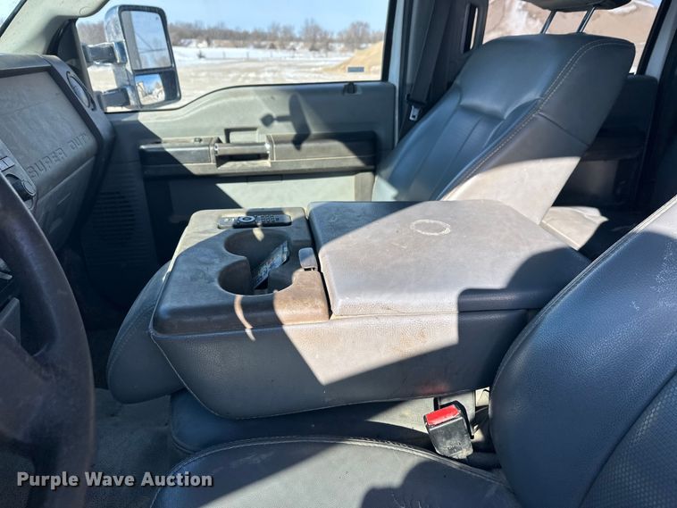 image for item FK0004 2011 Ford F250 Super Duty Crew Cab pickup truck