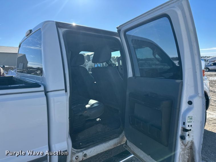 image for item FK0004 2011 Ford F250 Super Duty Crew Cab pickup truck