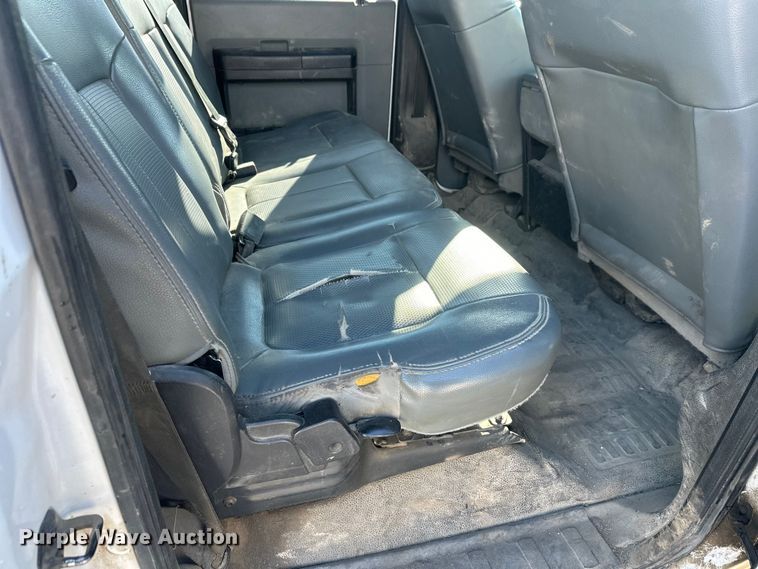 image for item FK0004 2011 Ford F250 Super Duty Crew Cab pickup truck