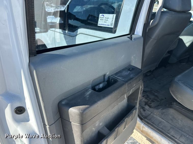 image for item FK0004 2011 Ford F250 Super Duty Crew Cab pickup truck