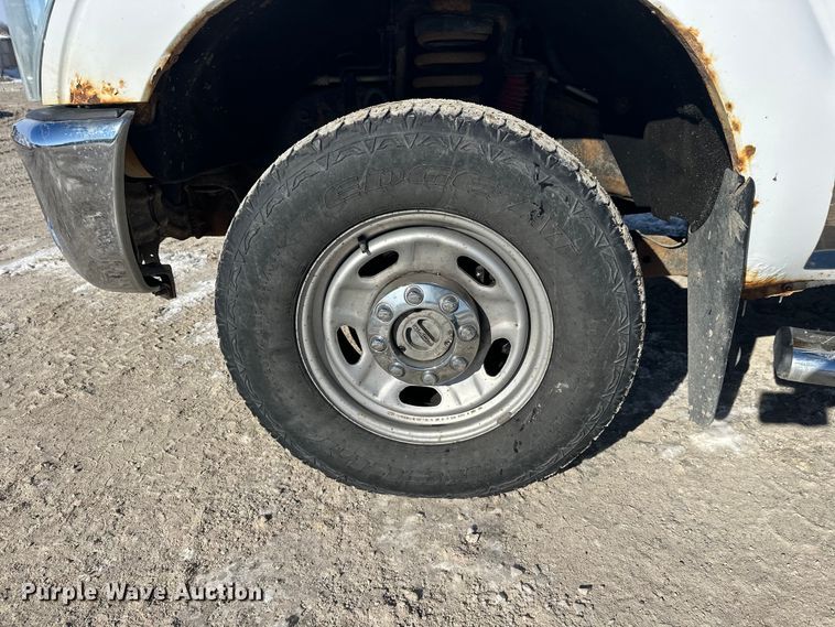 image for item FK0004 2011 Ford F250 Super Duty Crew Cab pickup truck