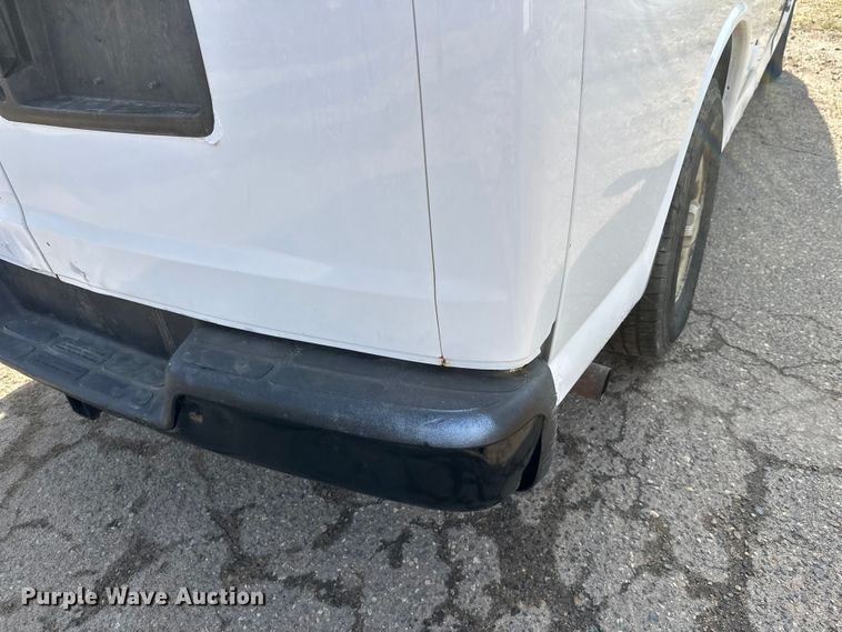 image for item FK0005 2008 Chevrolet Express van