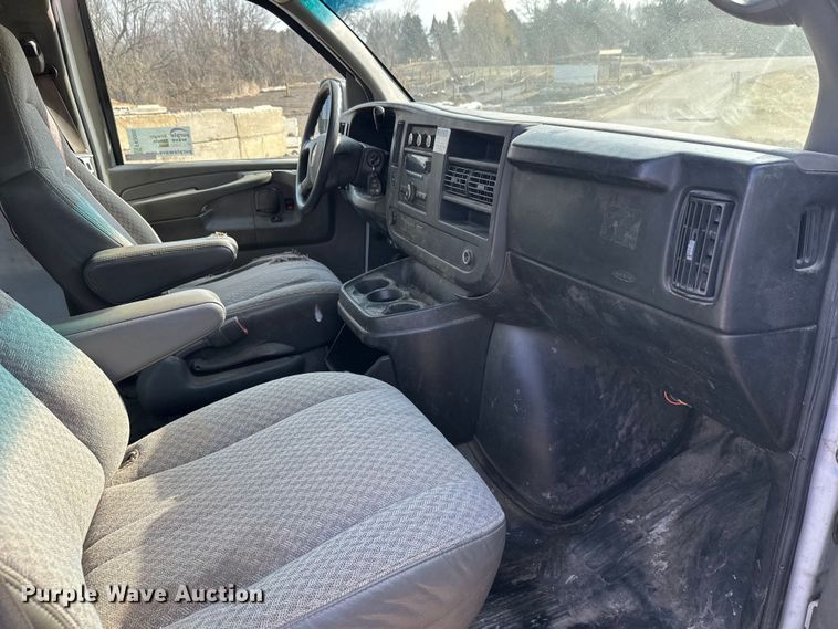 image for item FK0005 2008 Chevrolet Express van