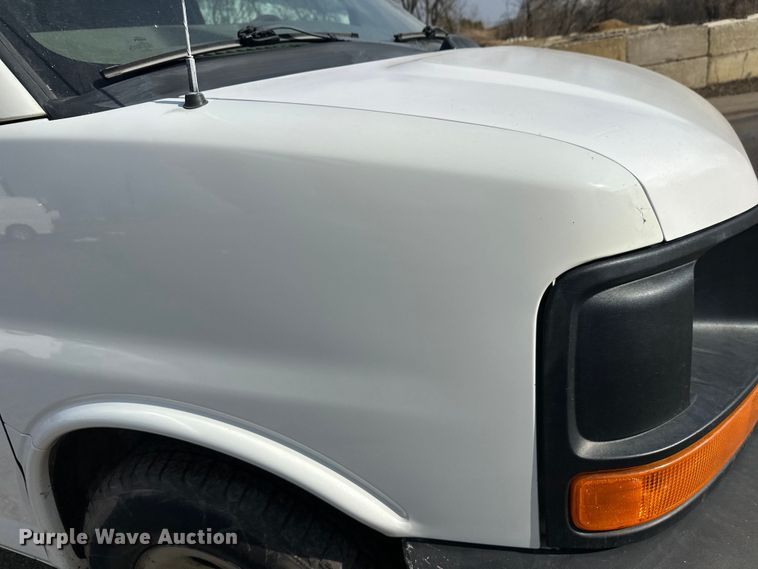 image for item FK0006 2011 Chevrolet Express van