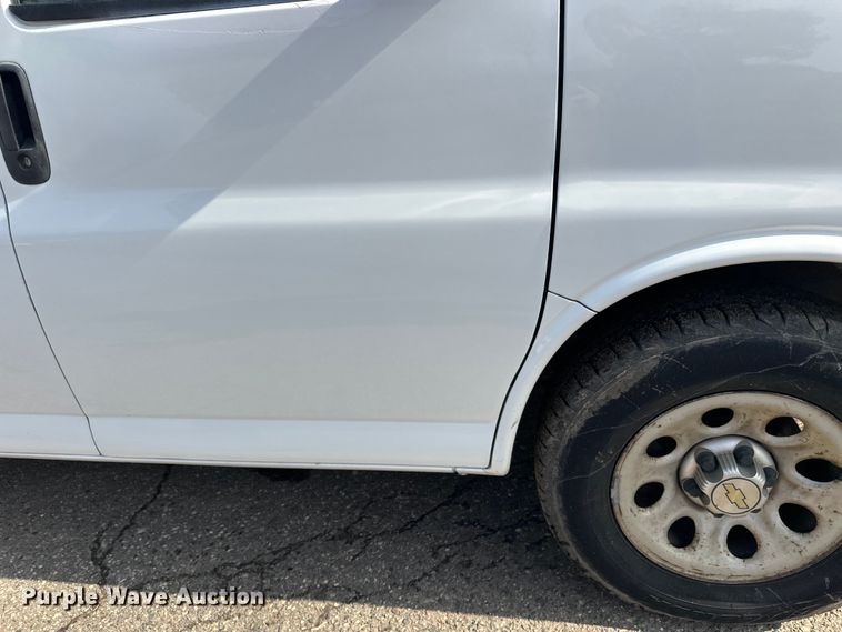 image for item FK0006 2011 Chevrolet Express van