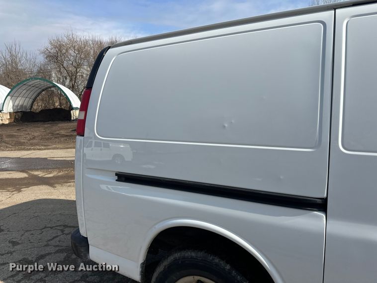 image for item FK0006 2011 Chevrolet Express van
