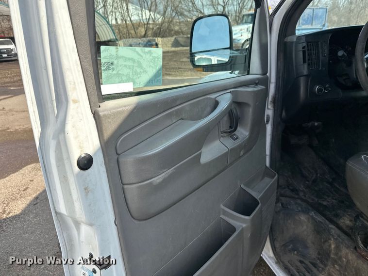 image for item FK0006 2011 Chevrolet Express van