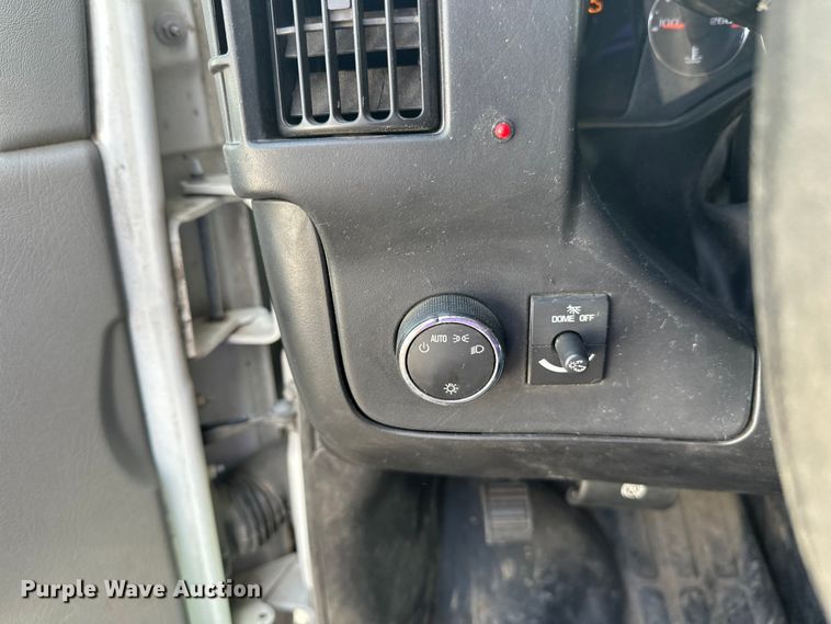 image for item FK0006 2011 Chevrolet Express van