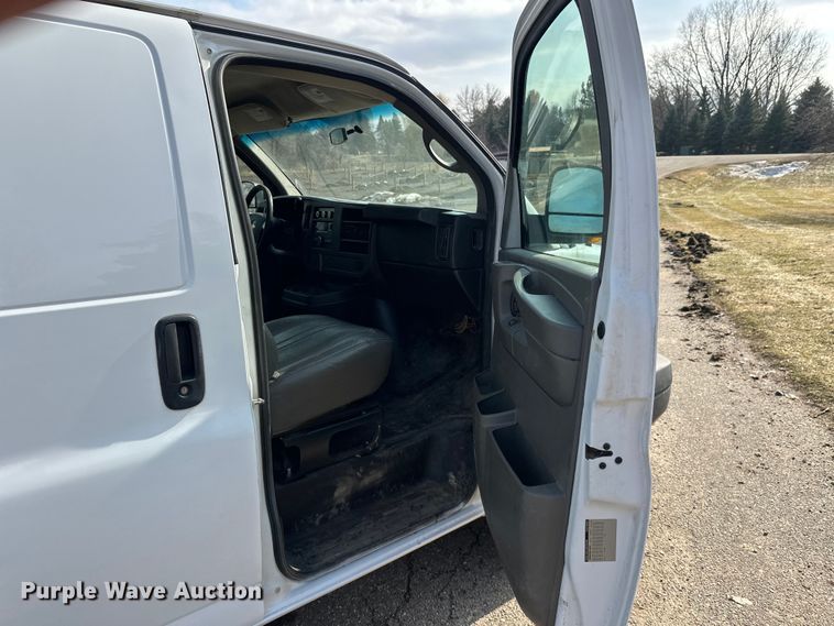 image for item FK0006 2011 Chevrolet Express van